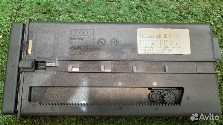 Бардачок Audi A3 8P 1.6 BSE (102 Л.С.) 2006