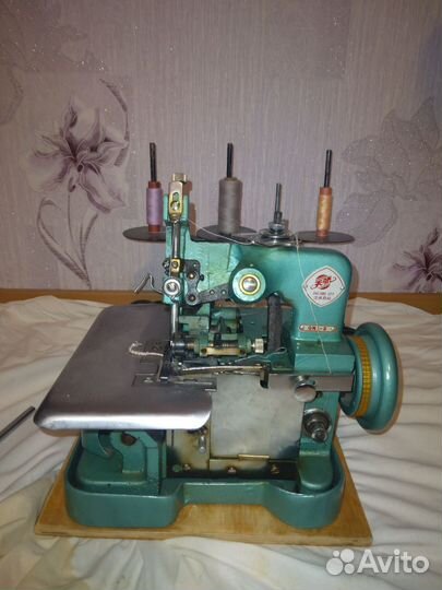 Оверлок для швейной машины