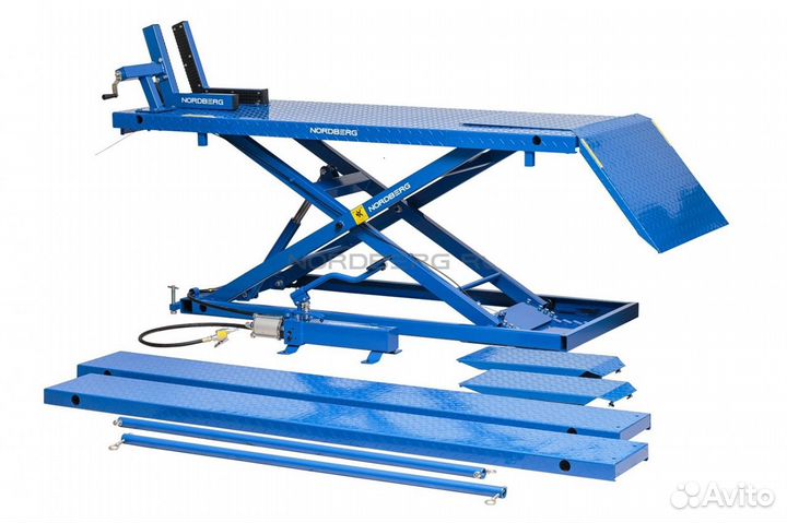 Подъемник для мото и квадроциклов с пневмоприводом