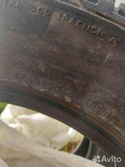 Bridgestone Dueler H/P 235/55 R17 99V