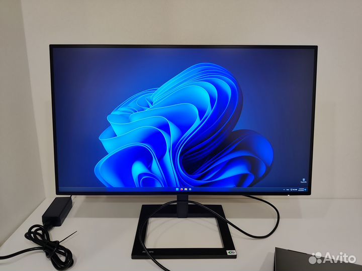 Монитор Philips 275E2FAE черный