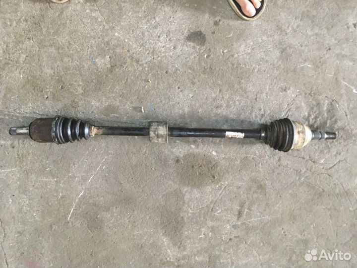 Полуось (привод) передний правый (Opel Astra)