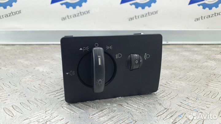 Блок управления светом Ford Focus 2 2008