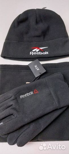 Флисовая шапка Reebok по голове