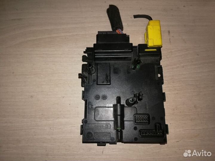 Блок подрулевой VW Passat B6
