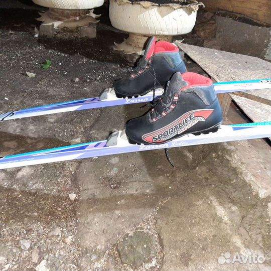 Беговые лыжи