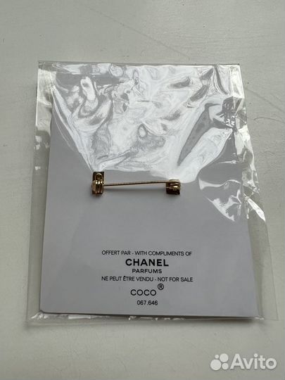 Брошь значок Chanel