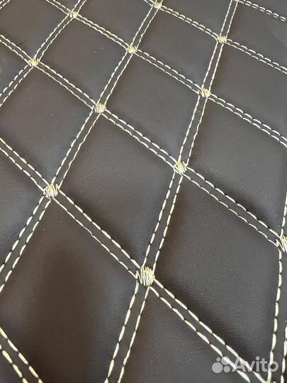 Продам 3D ковры из экокожи на Sitrak С7Н, бол.каб