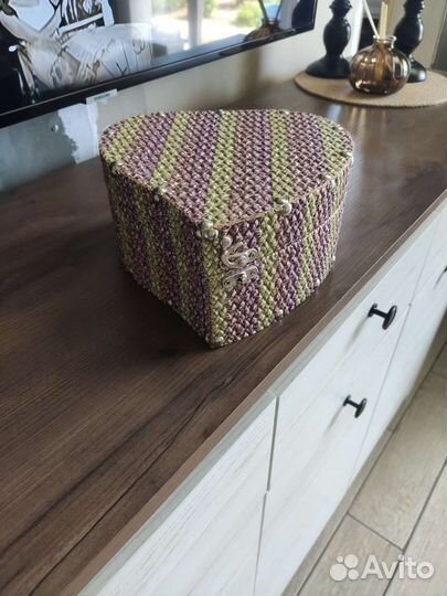 Шкатулка для украшений бу