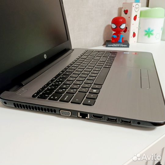 Ноутбук HP 250 G5 i5/8Gb/250Gb/Radeon R5 M330