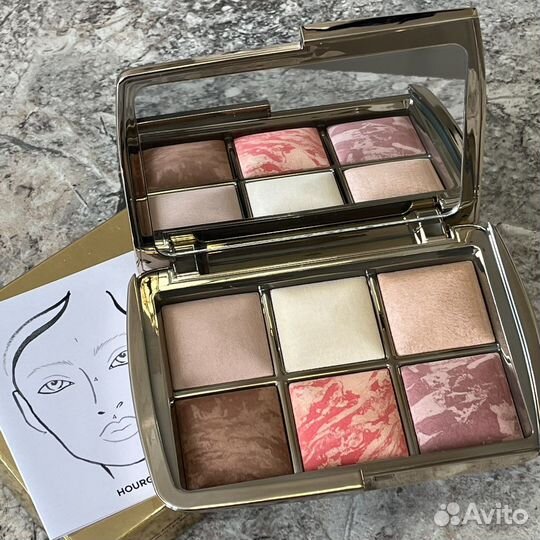 Палетка hourglass Ambient Lighting Edit Sculpture