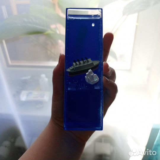 Корабль в бутылке