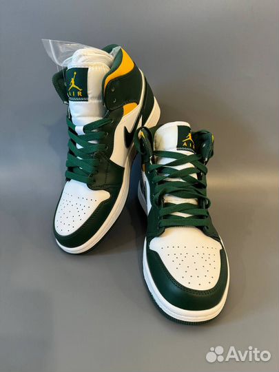 Кроссовки Nike air Jordan 1 Mid Sonics