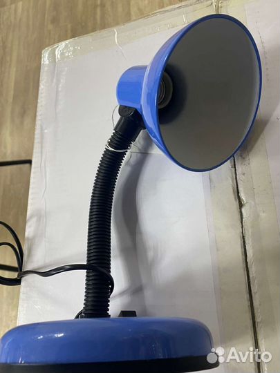 Светильник настольный