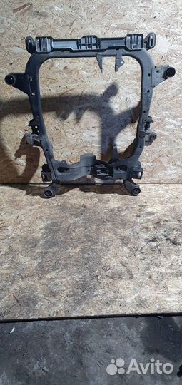 Подрамник Opel Zafira B 2005-2012