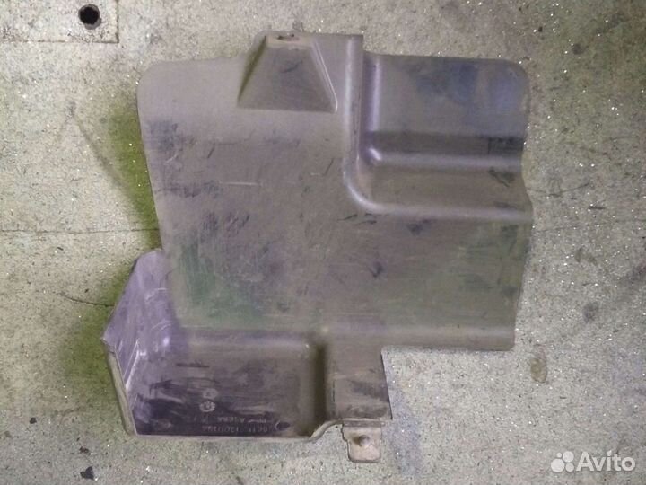 Защита бачка омывателя Форд Транзит