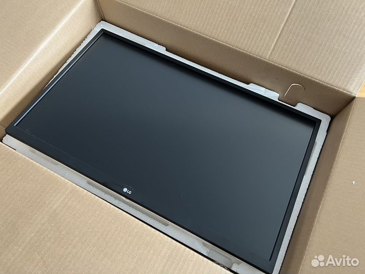 LG UHD Monitor 4k 27UL500