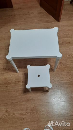 Детский стол и стул IKEA