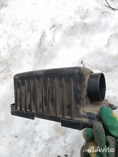 Корпус воздушного фильтра kia rio 3