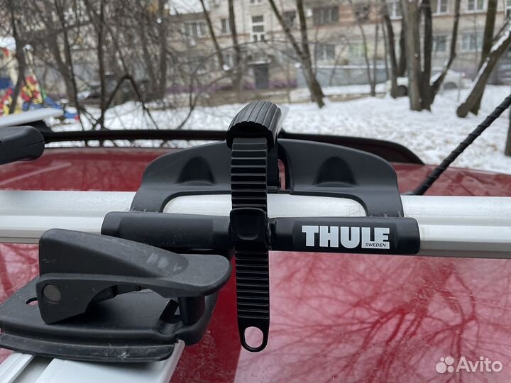 Крепление для велосипеда на крышу Thule