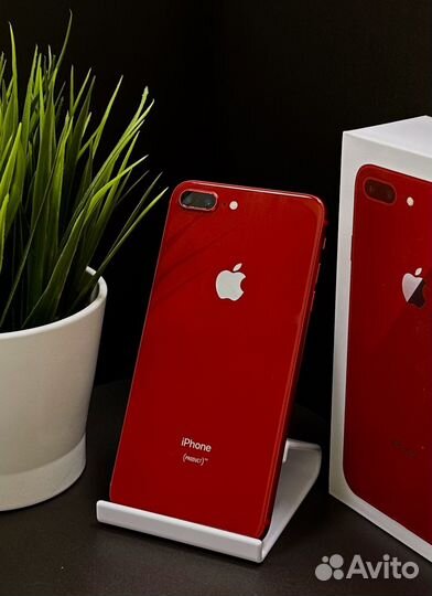 iPhone 8 Plus, 64 ГБ