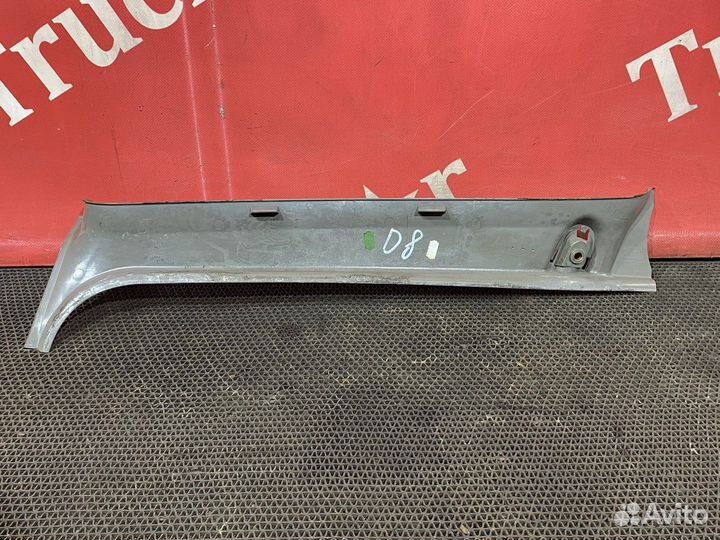 Накладка стойки лобового стекла правая Daf XF105