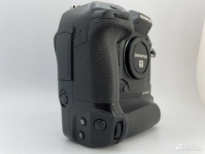 Olympus OM-D E-M1X Body