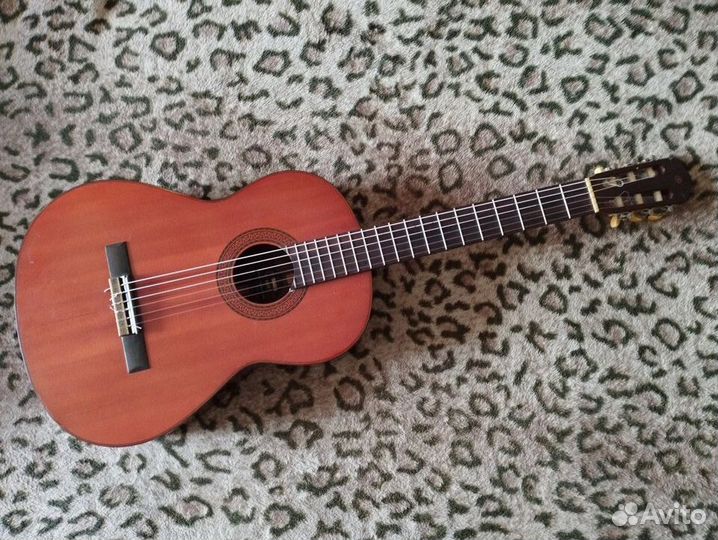 Классическая гитара Yamaha G-120D