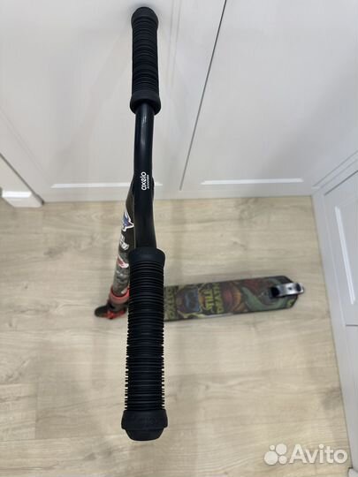 Самокат трюковой Oxelo