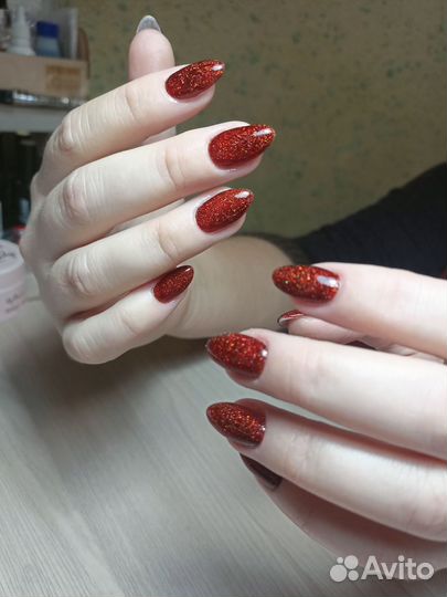 Педикюр, маникюр, наращивание ногтей