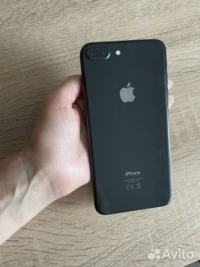iPhone 8 Plus, 64 ГБ