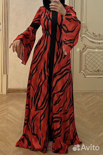 Вечернее платье