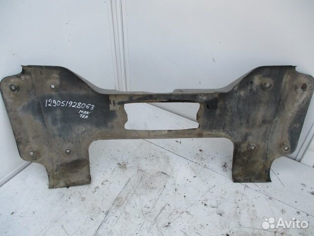 Бампер передний средняя часть MAN 81416105451