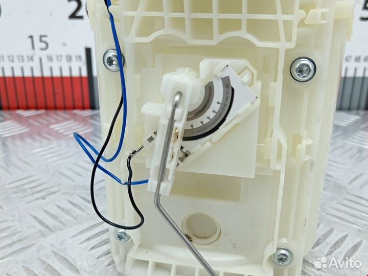 Насос топливный для Volkswagen Golf 4 1J0919087J