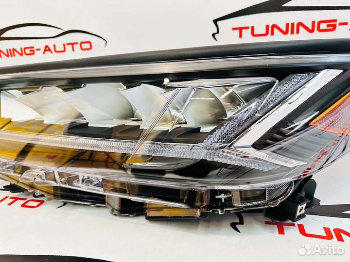 Фары Toyota Highlander (XU 50 ) L1545