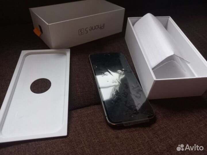 iPhone 5S, 16 ГБ