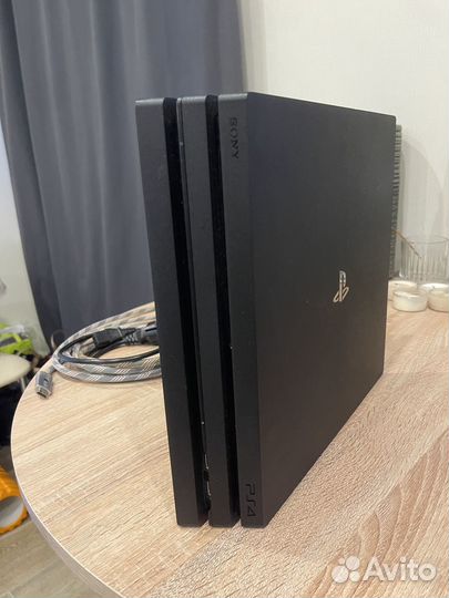 Sony PS4 pro 1tb