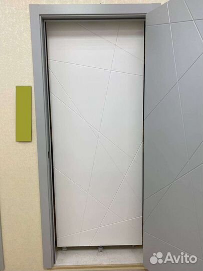 Межкомнатная дверь Вектор эмаль