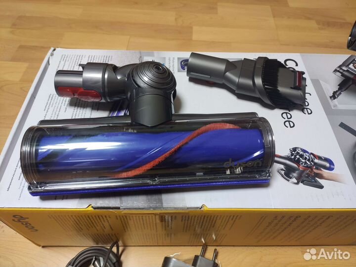 Dyson V8 Motorhead