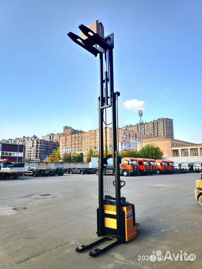 Аренда вилочного погрузчика, электроштабелера