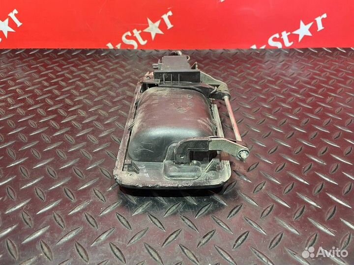 Ручка двери наружняя правая