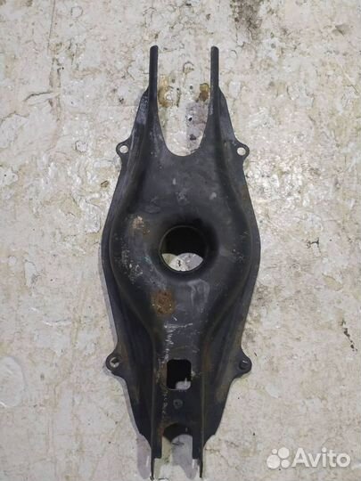 Рычаг задний нижний левый