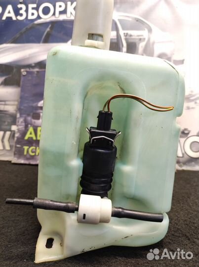 Бачок омывателей Volkswagen T4