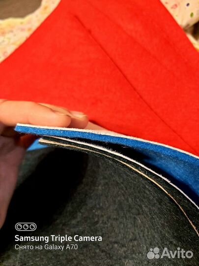 Для поклейки клапанов лист