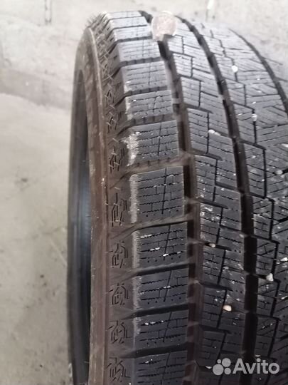 Kapsen Eleve AT5 2.25/50 R17