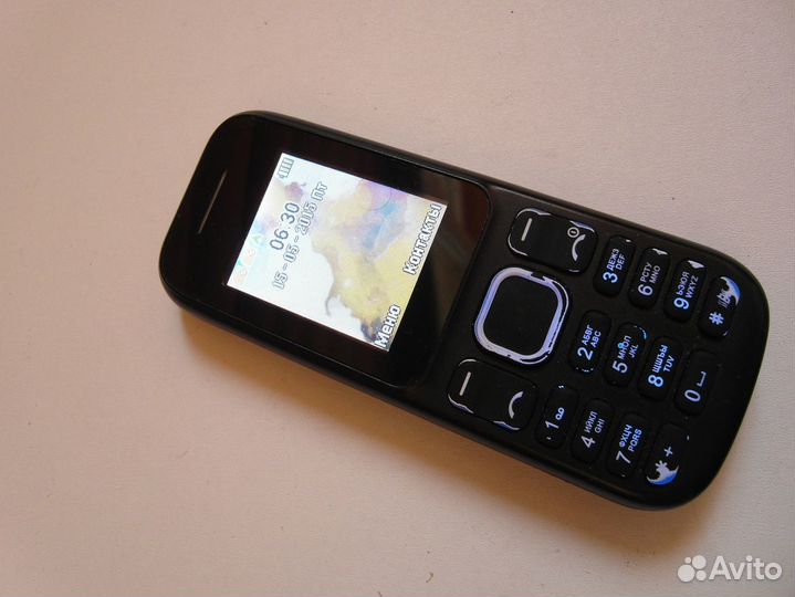 Телефон Vertex M103 2 SIM