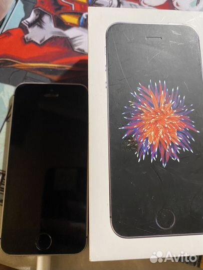 iPhone SE, 128 ГБ