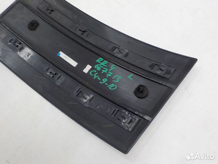 Накладка двери передней левой на Land Rover Range Rover LR074636