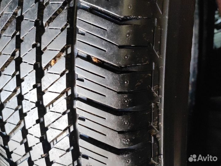 Bridgestone Dueler H/T 684II 265/65 R17