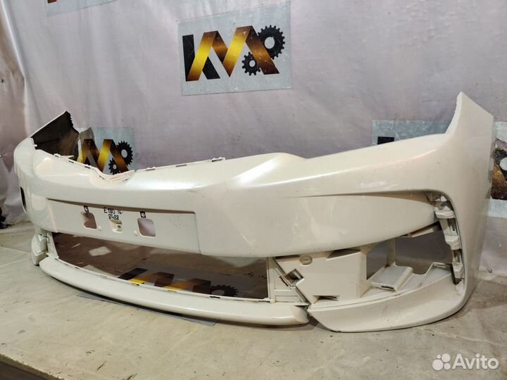 Toyota Corolla E180 16- Бампер Передний Бу